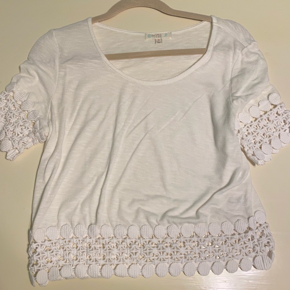 Love fire white detailed tee